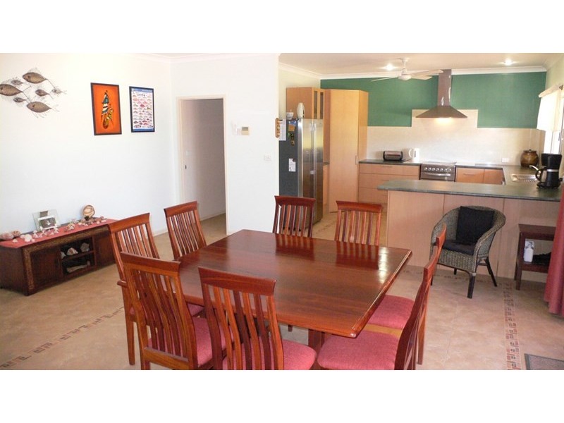 17 Skipjack Circle, Exmouth WA 6707