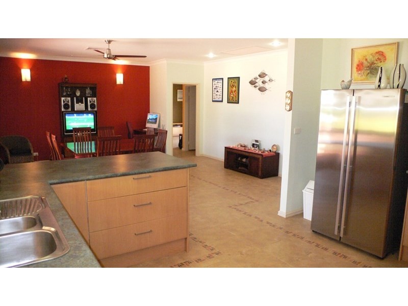 17 Skipjack Circle, Exmouth WA 6707