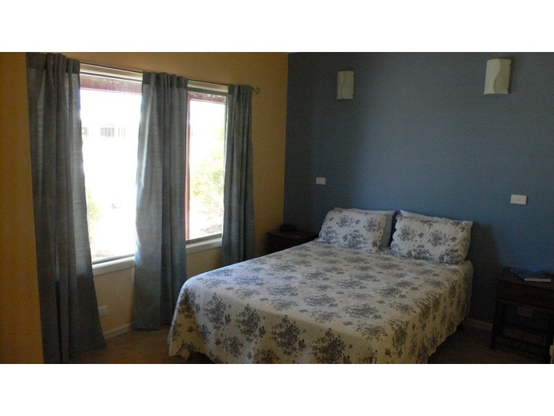 17 Skipjack Circle, Exmouth WA 6707