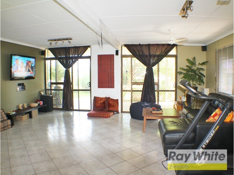 12 Clarke Place, Onslow WA 6710