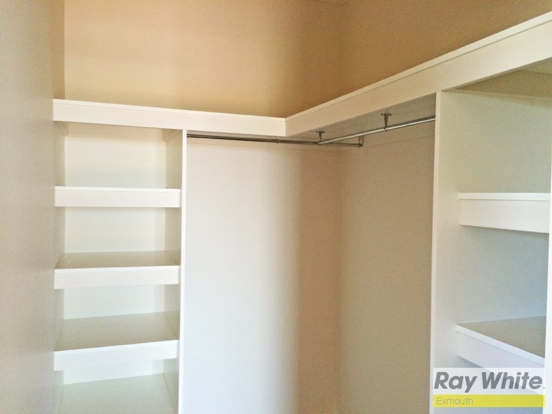 32 Hooley Avenue, Onslow WA 6710