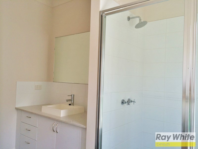 32 Hooley Avenue, Onslow WA 6710