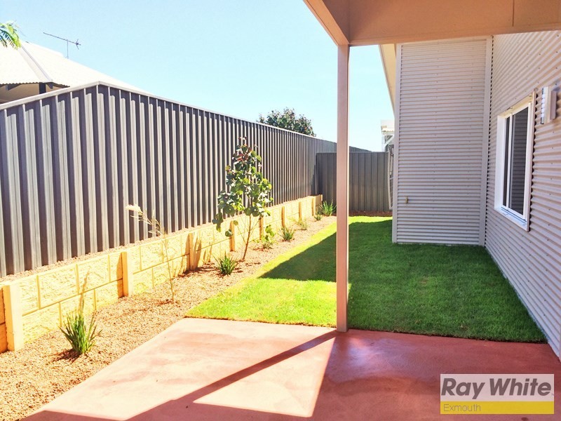 32 Hooley Avenue, Onslow WA 6710