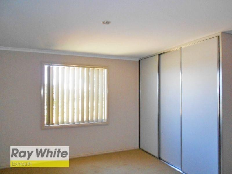 5 McGrath Avenue, Onslow WA 6710