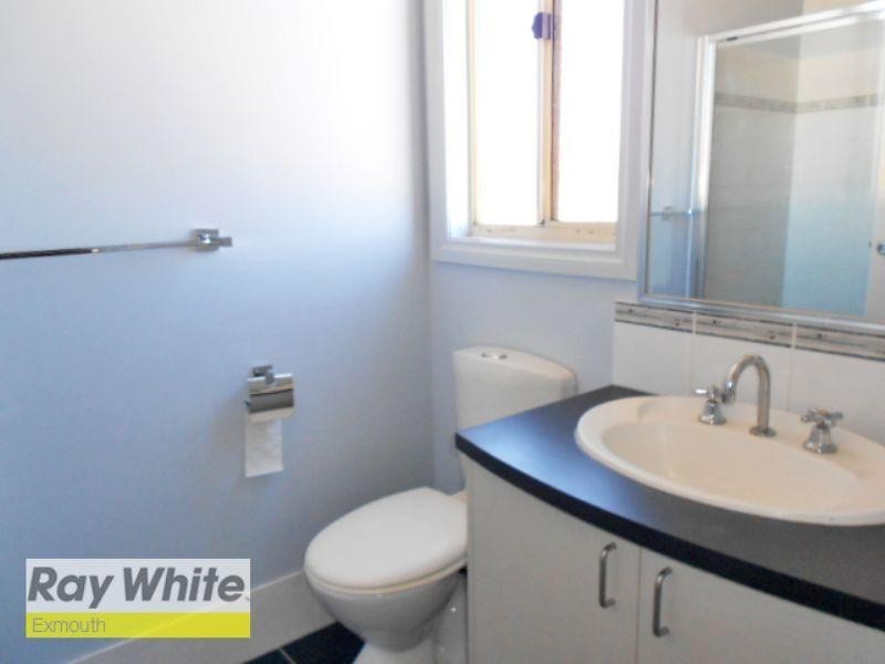 5 McGrath Avenue, Onslow WA 6710