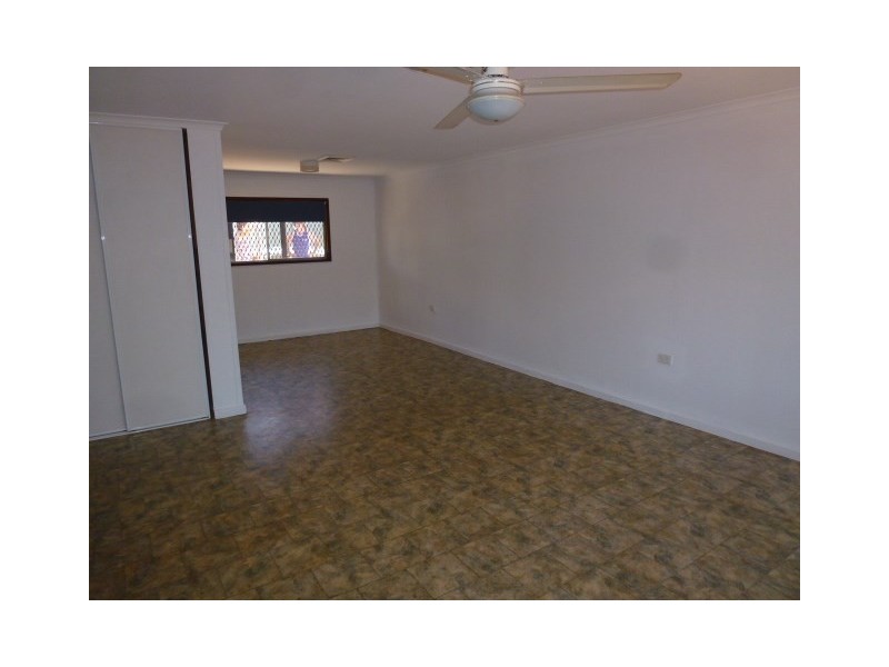 33 Fitzhardinge Street, Exmouth WA 6707