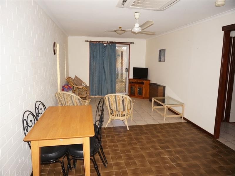 8/1 Maidstone Crescent, Exmouth WA 6707