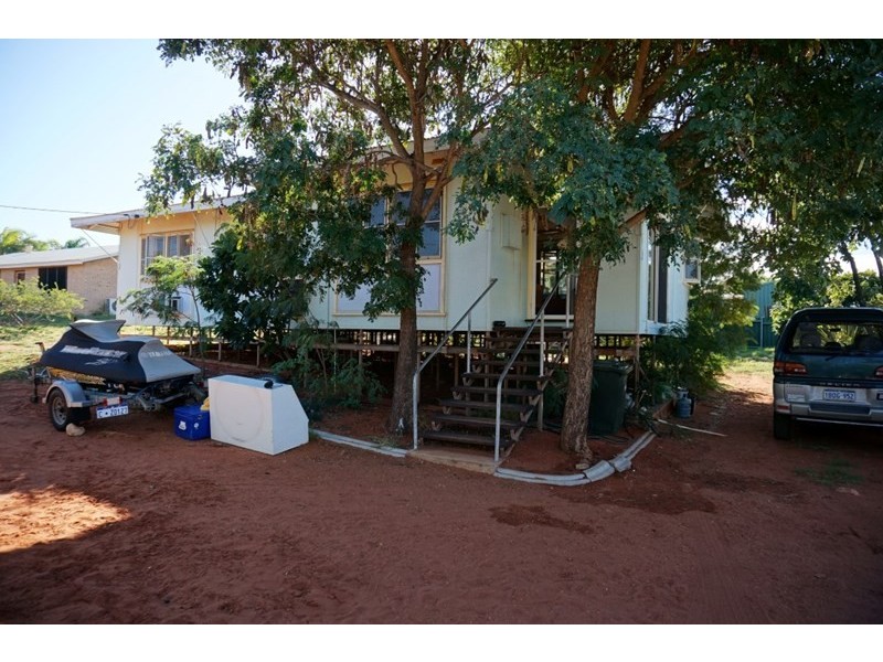 7 Fitzhardinge Street, Exmouth WA 6707