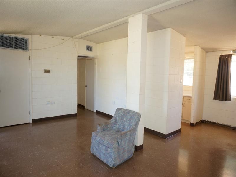 15 Maidstone Crescent, Exmouth WA 6707