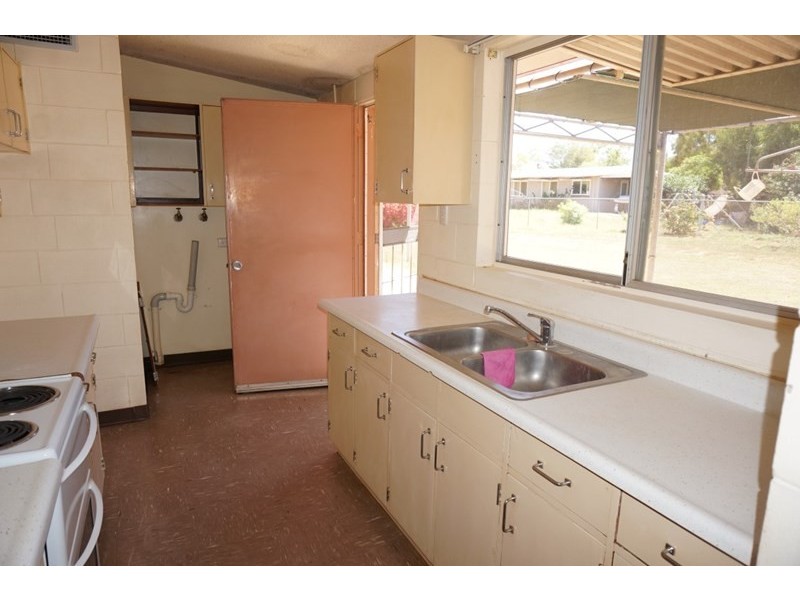 15 Maidstone Crescent, Exmouth WA 6707