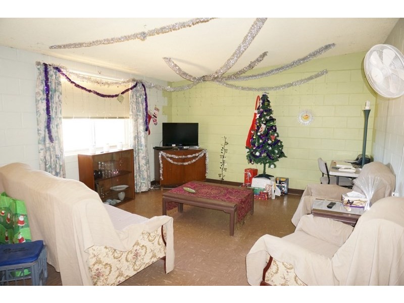 13 Maidstone Crescent, Exmouth WA 6707