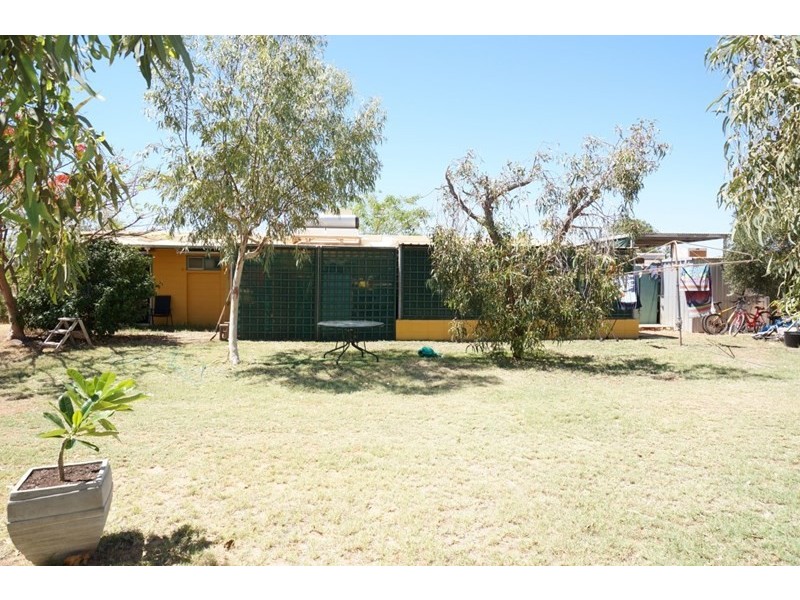 13 Maidstone Crescent, Exmouth WA 6707