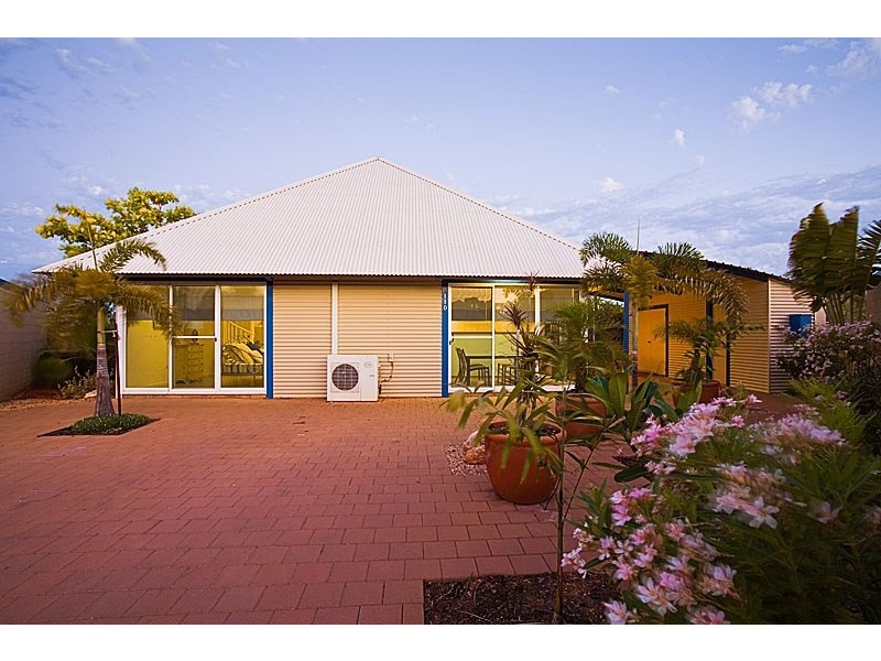 Unit 110 Osprey Holiday Village, Exmouth WA 6707