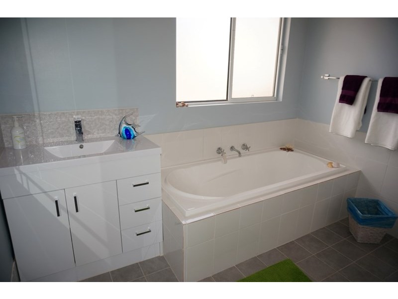 20 Crevalle Way, Exmouth WA 6707