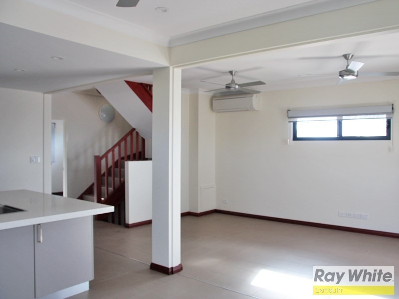 3/3 First Avenue, Onslow WA 6710