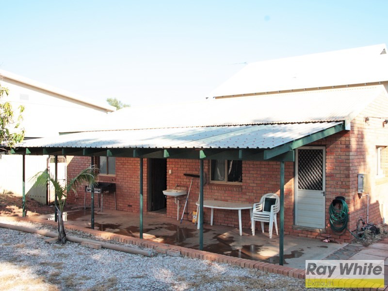 77 Second Avenue, Onslow WA 6710