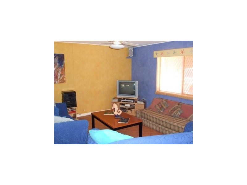 27 Fitzhardinge Street, Exmouth WA 6707