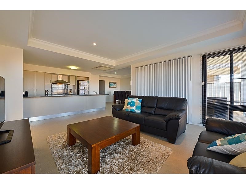 10 Cooyou Close, Exmouth WA 6707