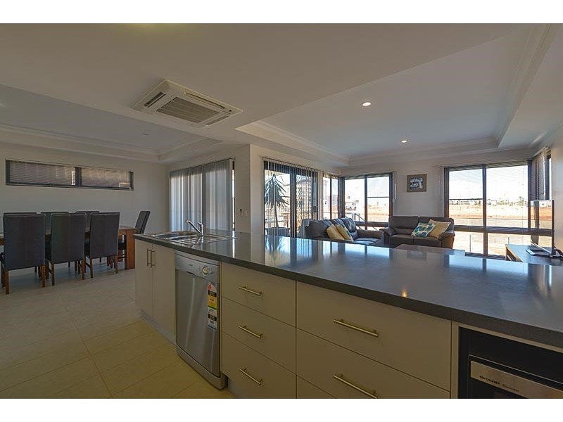 10 Cooyou Close, Exmouth WA 6707
