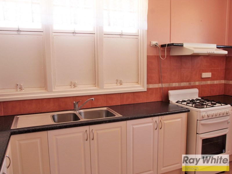 42 Third Avenue, Onslow WA 6710