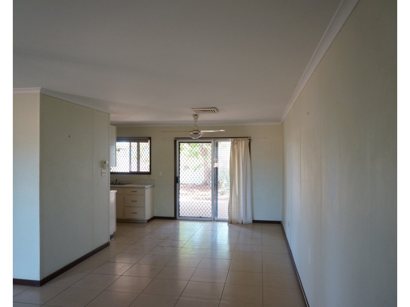 4 Fitzhardinge Street, Exmouth WA 6707