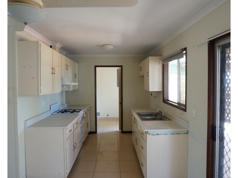 4 Fitzhardinge Street, Exmouth WA 6707