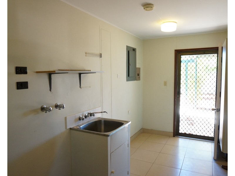 4 Fitzhardinge Street, Exmouth WA 6707