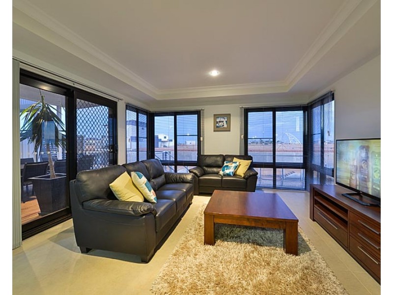 10 Cooyou Close, Exmouth WA 6707