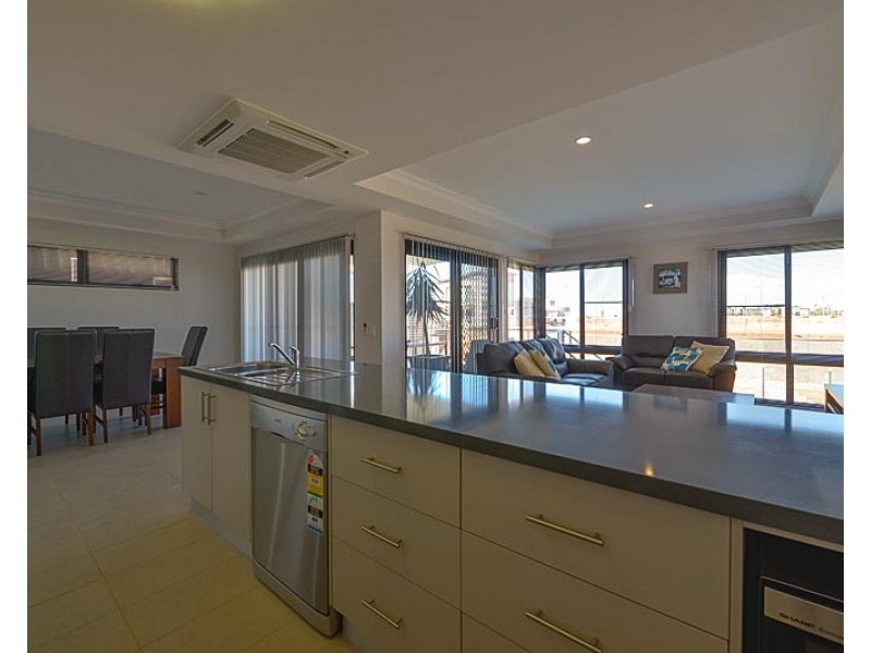 10 Cooyou Close, Exmouth WA 6707