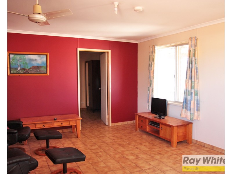 8 Clarke Place, Onslow WA 6710