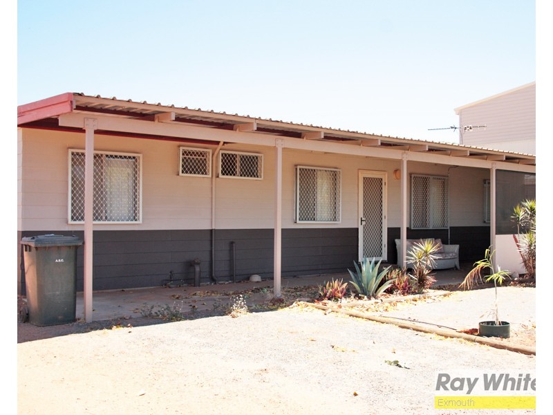 8 Clarke Place, Onslow WA 6710