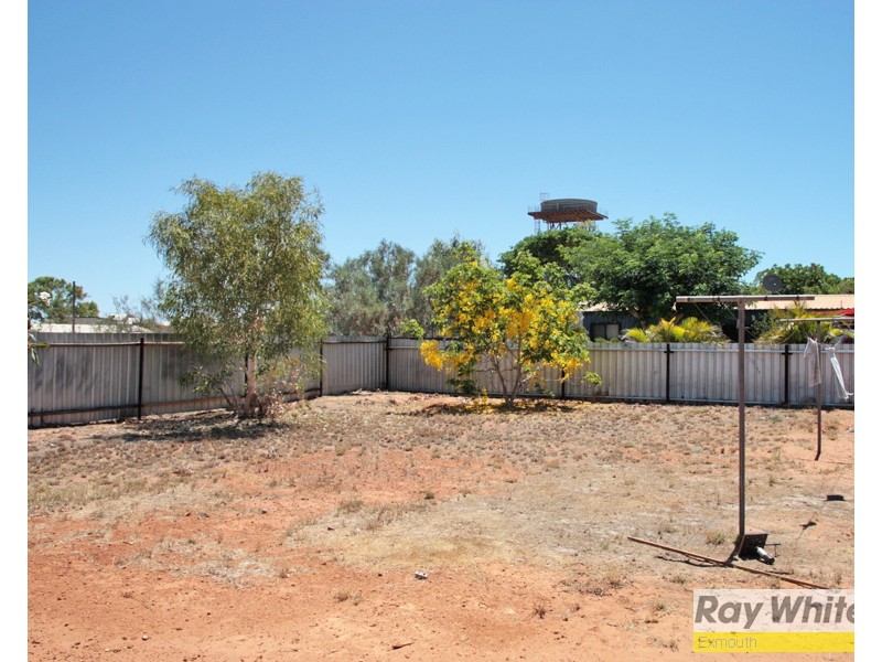 8 Clarke Place, Onslow WA 6710