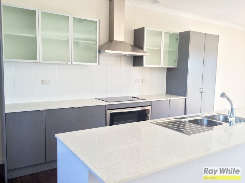 8B Paterson Place, Onslow WA 6710