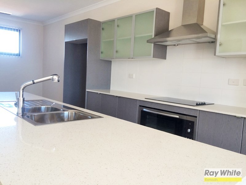 8B Paterson Place, Onslow WA 6710