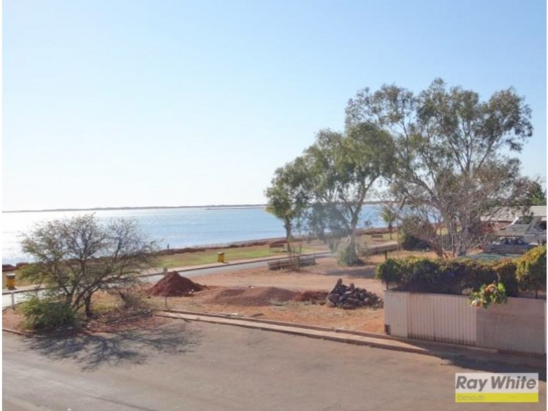 9/9 First Avenue, Onslow WA 6710