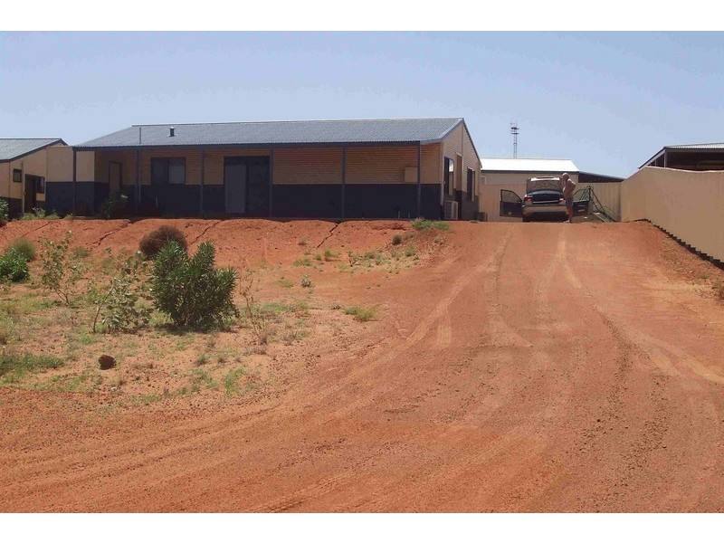 17 McGrath Avenue, Onslow WA 6710