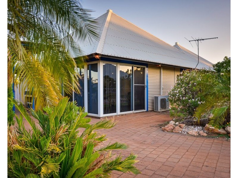 Unit 111 Osprey Holiday Village, Exmouth WA 6707