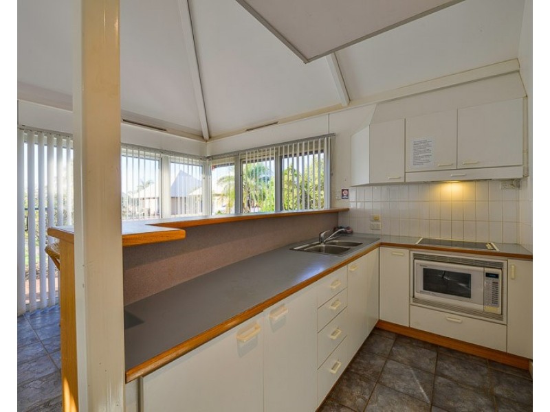 Unit 111 Osprey Holiday Village, Exmouth WA 6707