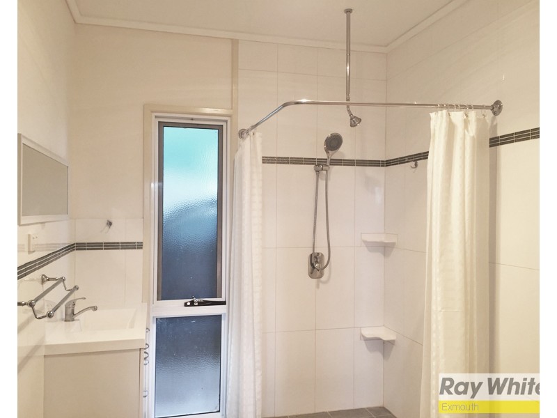 1B Cameron Avenue, Onslow WA 6710