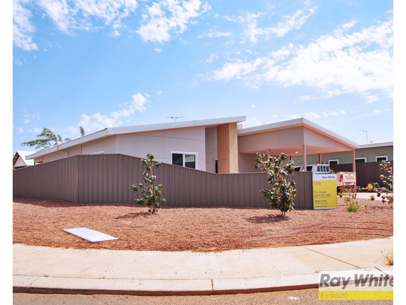32 Hooley Avenue, Onslow WA 6710