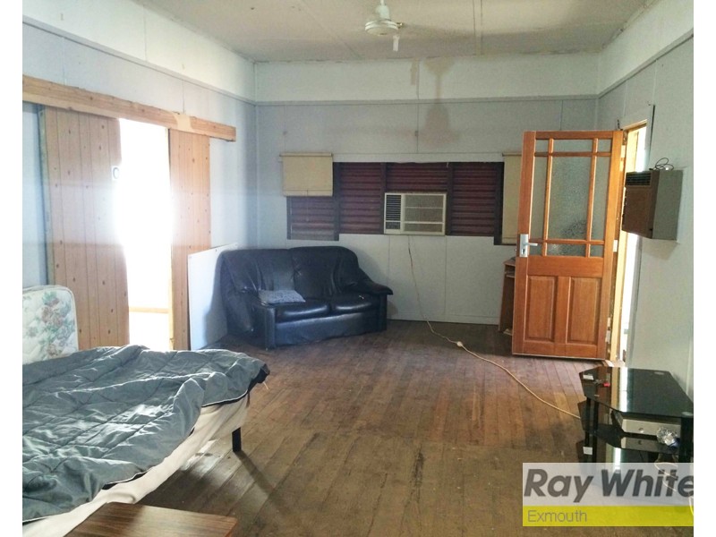 11 Second Avenue, Onslow WA 6710