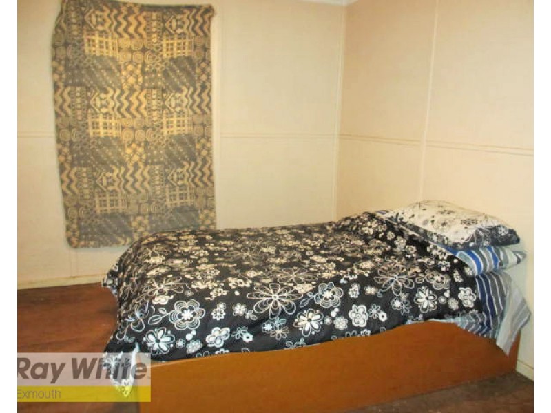 11 Second Avenue, Onslow WA 6710