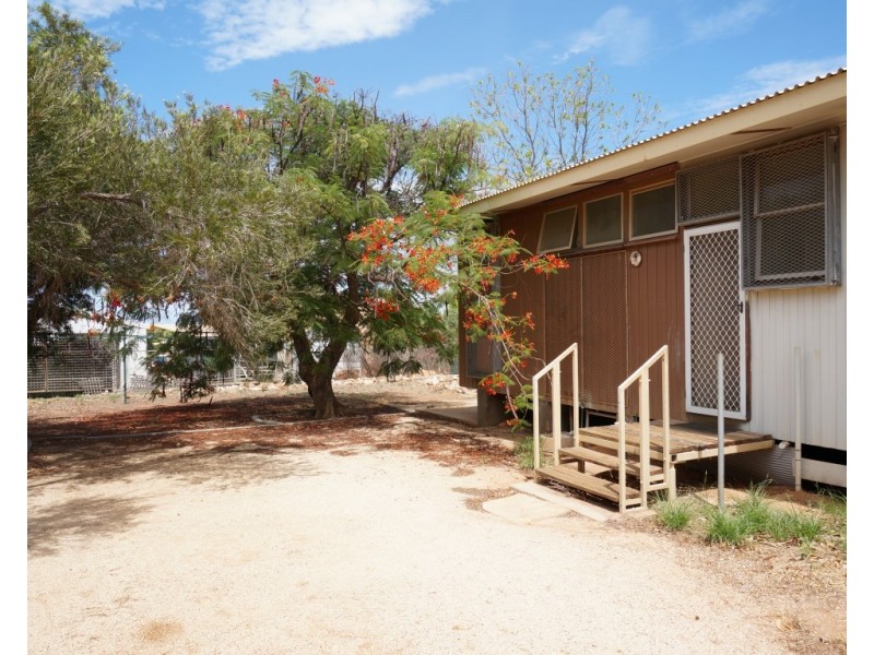 8 King Place, Exmouth WA 6707