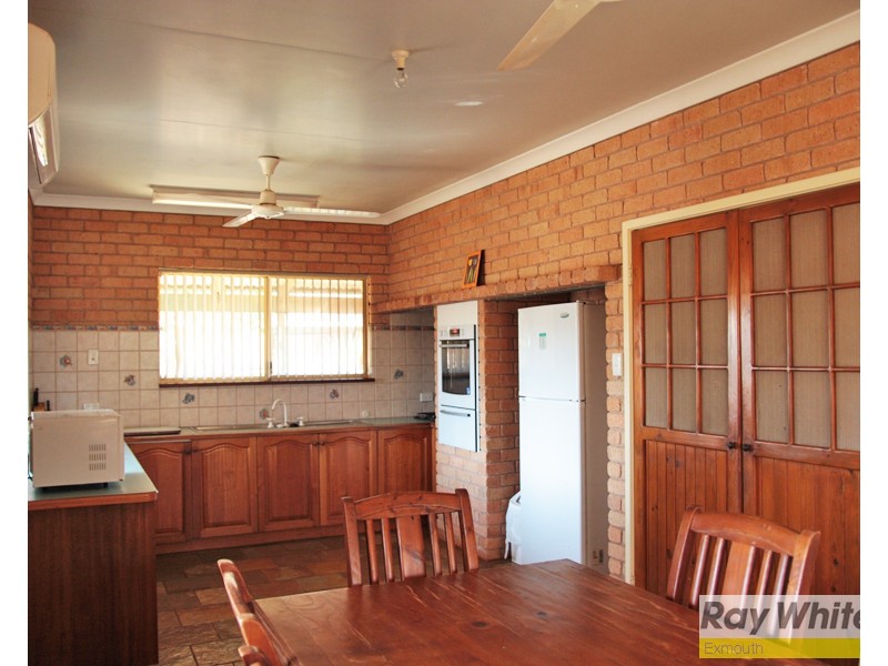 77 Second Avenue, Onslow WA 6710