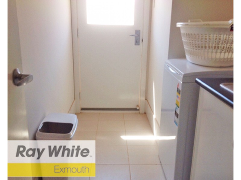 8 Hope Court, Onslow WA 6710