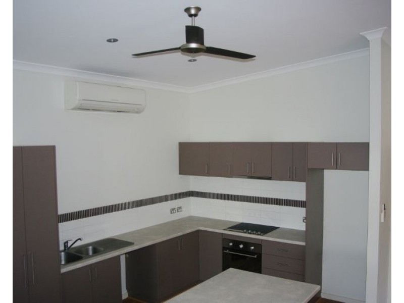 28 Hooley Avenue, Onslow WA 6710