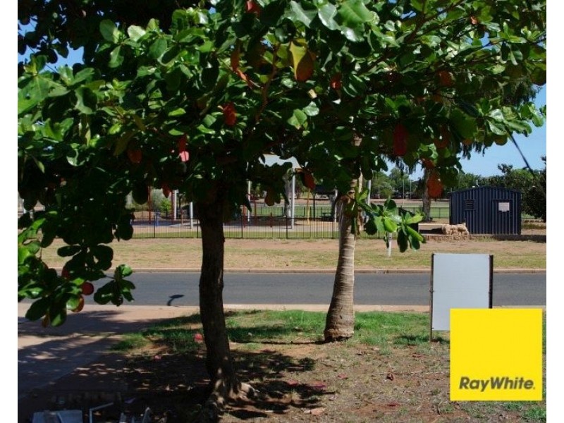 62 Third Avenue, Onslow WA 6710