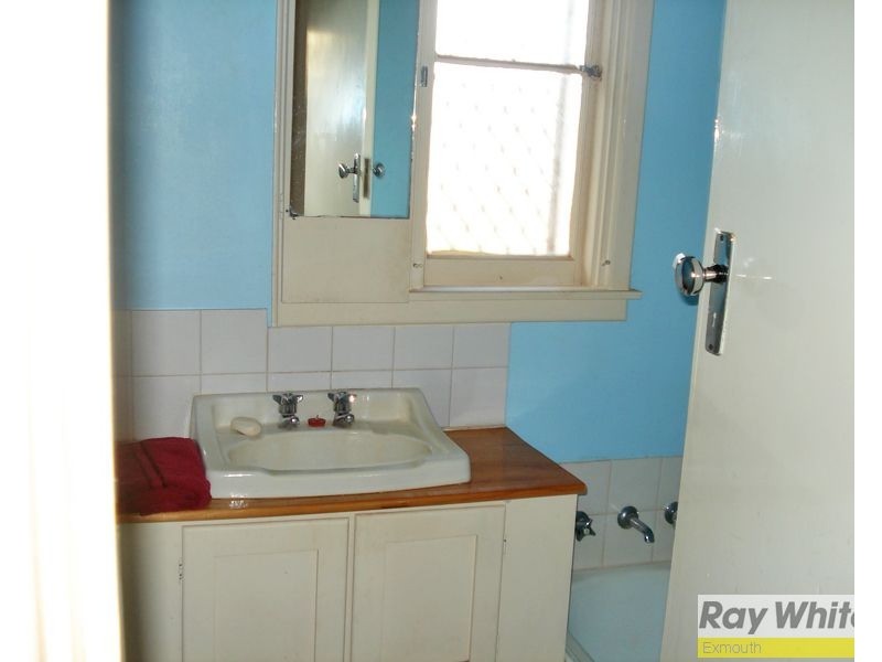 62 Third Avenue, Onslow WA 6710