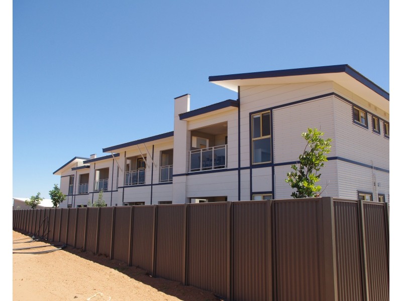 Unit 5, 7 Anketell Court, Onslow WA 6710