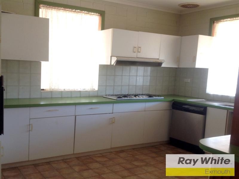 18 Clarke Place, Onslow WA 6710